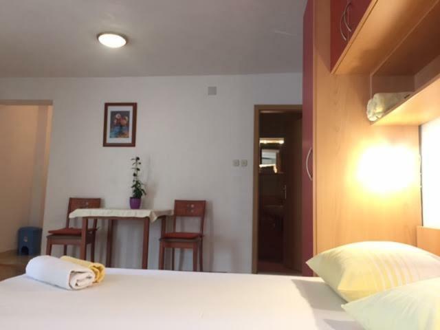 Pavlinovic Jure Apartment Makarska Exterior photo