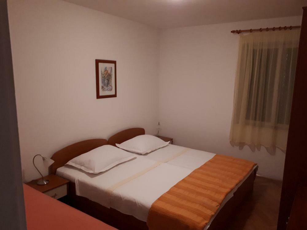 Pavlinovic Jure Apartment Makarska Exterior photo